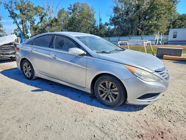 2014 HYUNDAI SONATA