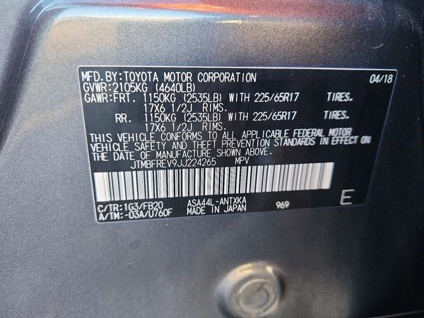 2018 TOYOTA RAV4 LE