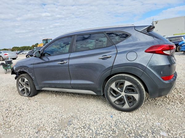2017 HYUNDAI TUCSON