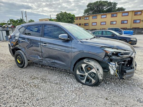 2017 HYUNDAI TUCSON