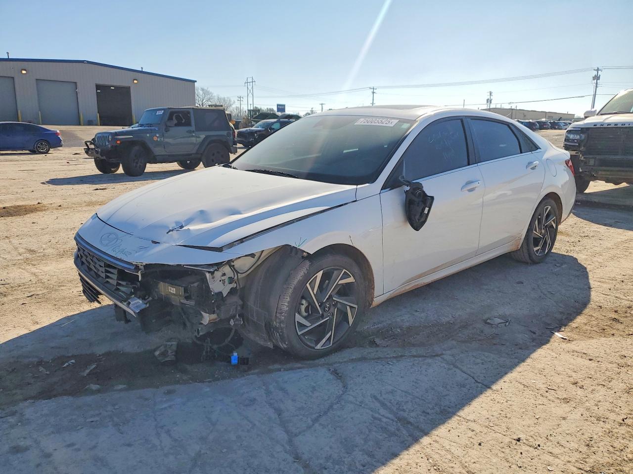 2024 HYUNDAI ELANTRA