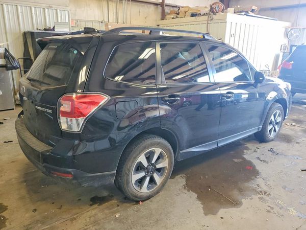 2018 SUBARU FORESTER
