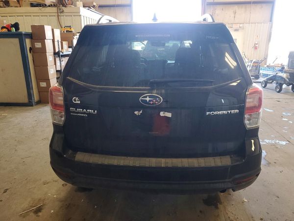 2018 SUBARU FORESTER