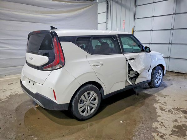 2023 KIA SOUL LX, S