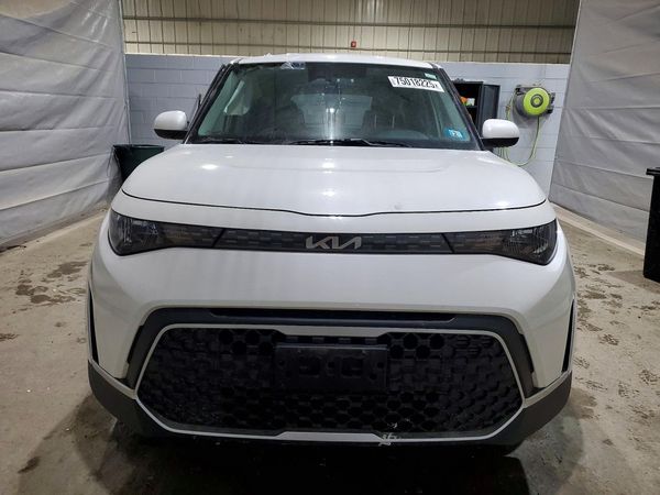 2023 KIA SOUL LX, S