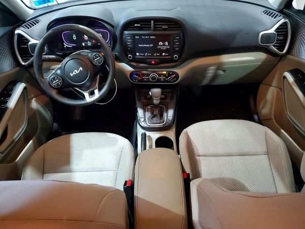 2023 KIA SOUL LX, S