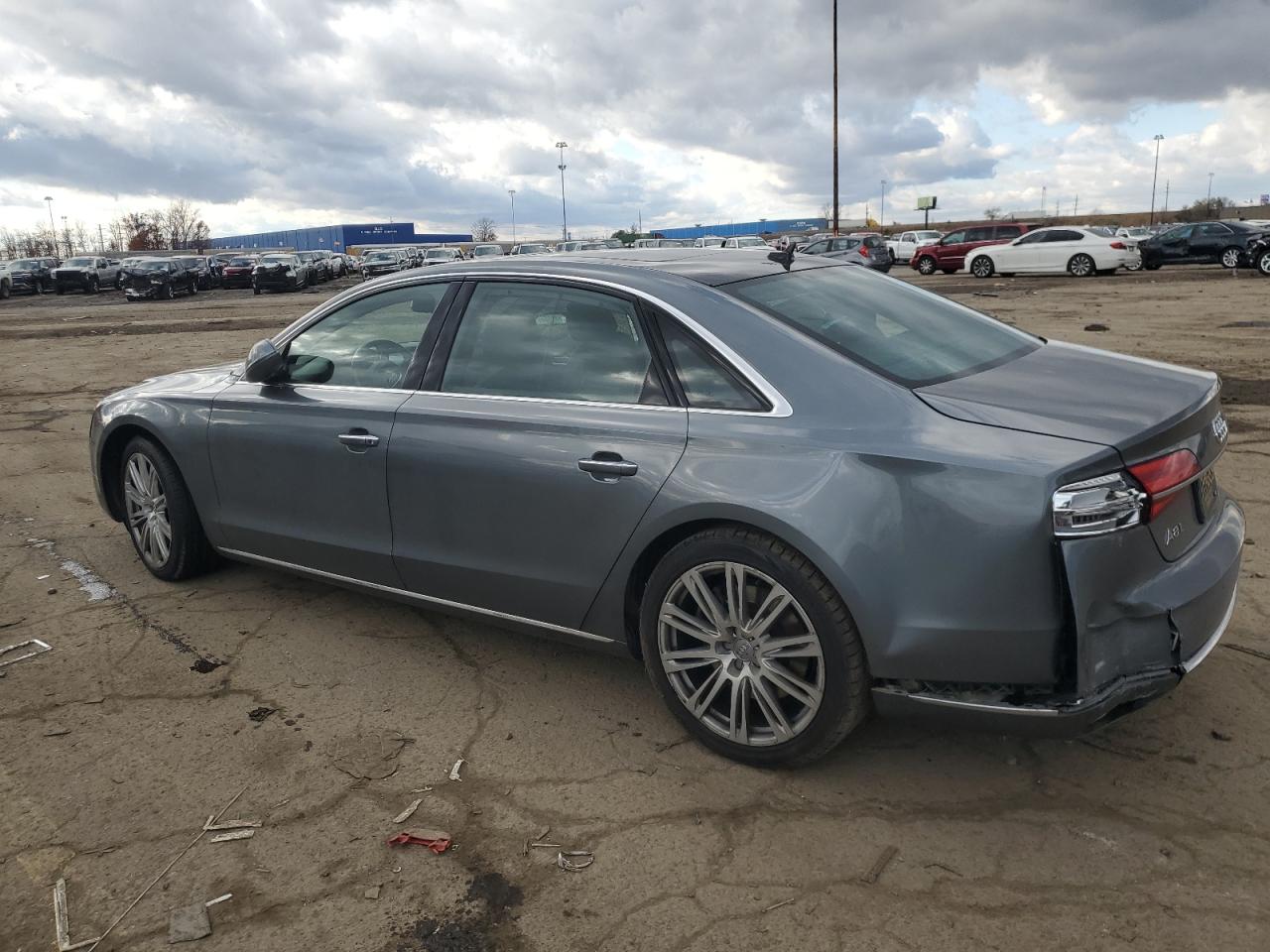 2016 AUDI A8 quattro L