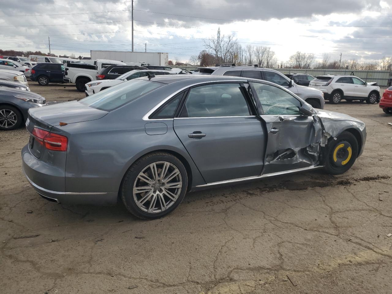 2016 AUDI A8 quattro L