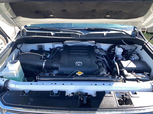 2019 TOYOTA TUNDRA Platinum Grade