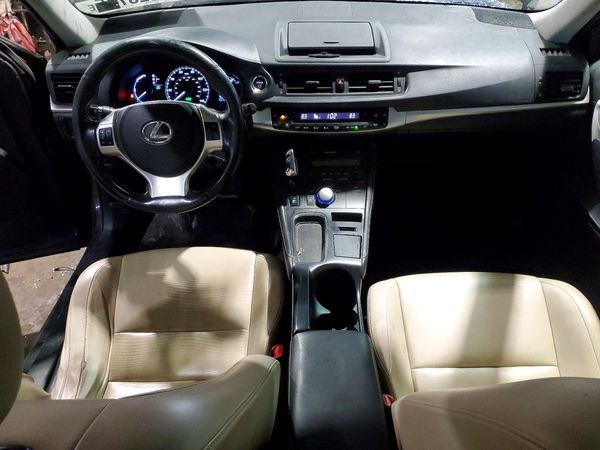 2012 LEXUS CT 200h