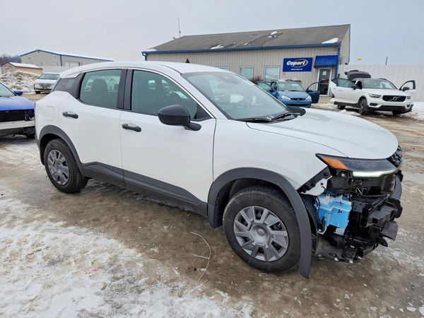2025 NISSAN KICKS S