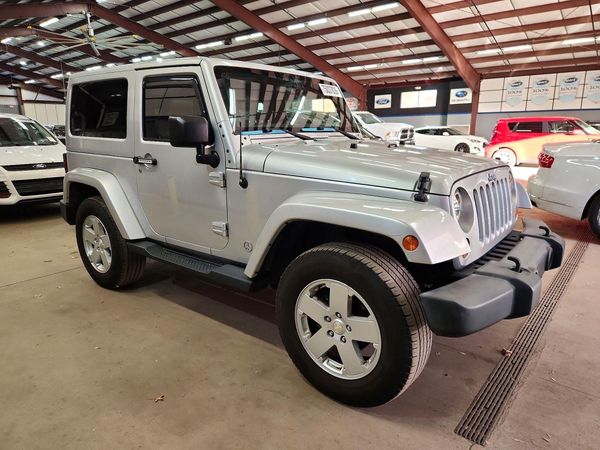 2012 JEEP WRANGLER Sahara — Passenger 3/4