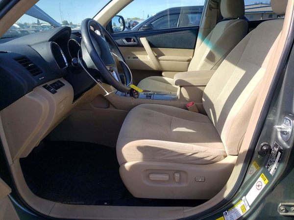 2013 TOYOTA HIGHLANDER Base/Hybrid — DENT