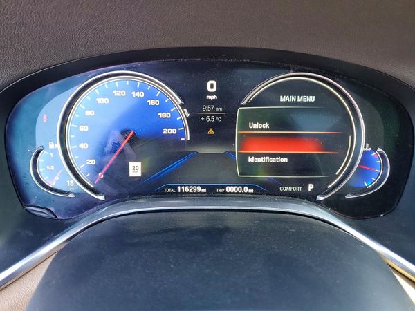 2016 BMW 750 xDrive