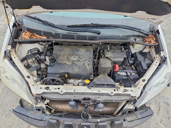 2015 TOYOTA SIENNA