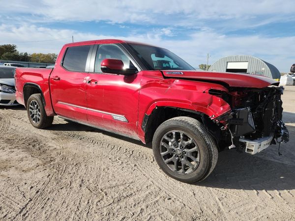2025 TOYOTA TUNDRA