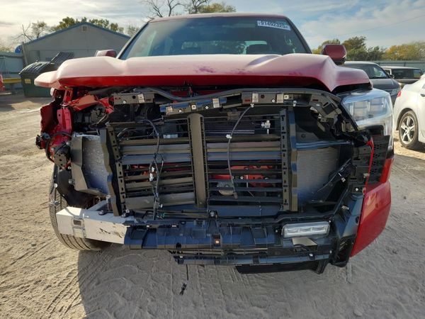 2025 TOYOTA TUNDRA