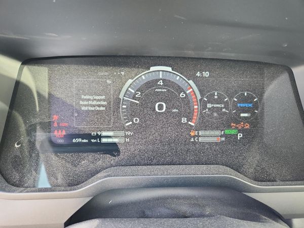 2025 TOYOTA TUNDRA