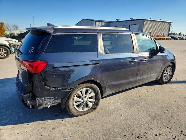2016 KIA SEDONA