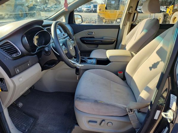 2016 KIA SEDONA