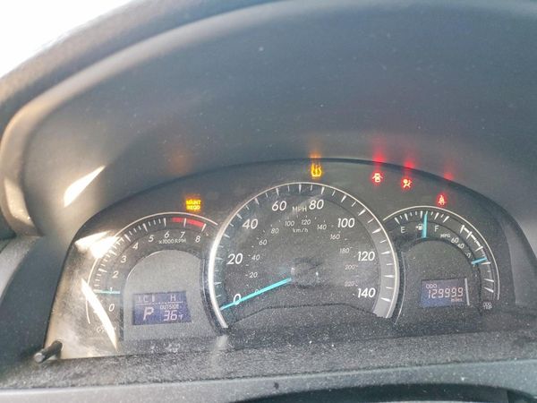 2012 TOYOTA CAMRY