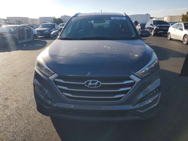 2017 HYUNDAI TUCSON