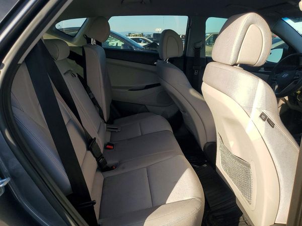2017 HYUNDAI TUCSON