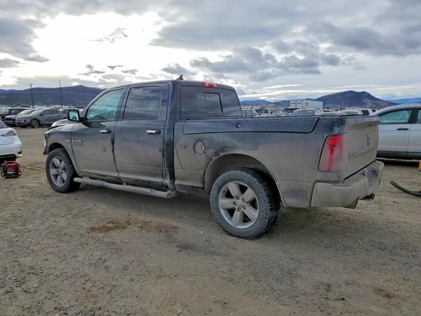 2017 RAM 1500 SLT