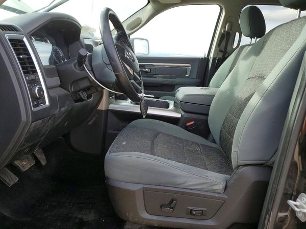 2017 RAM 1500 SLT