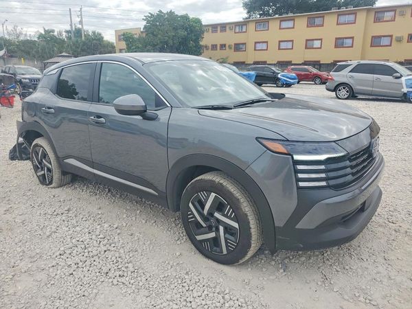 2025 NISSAN KICKS