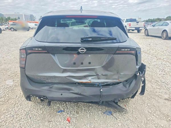 2025 NISSAN KICKS