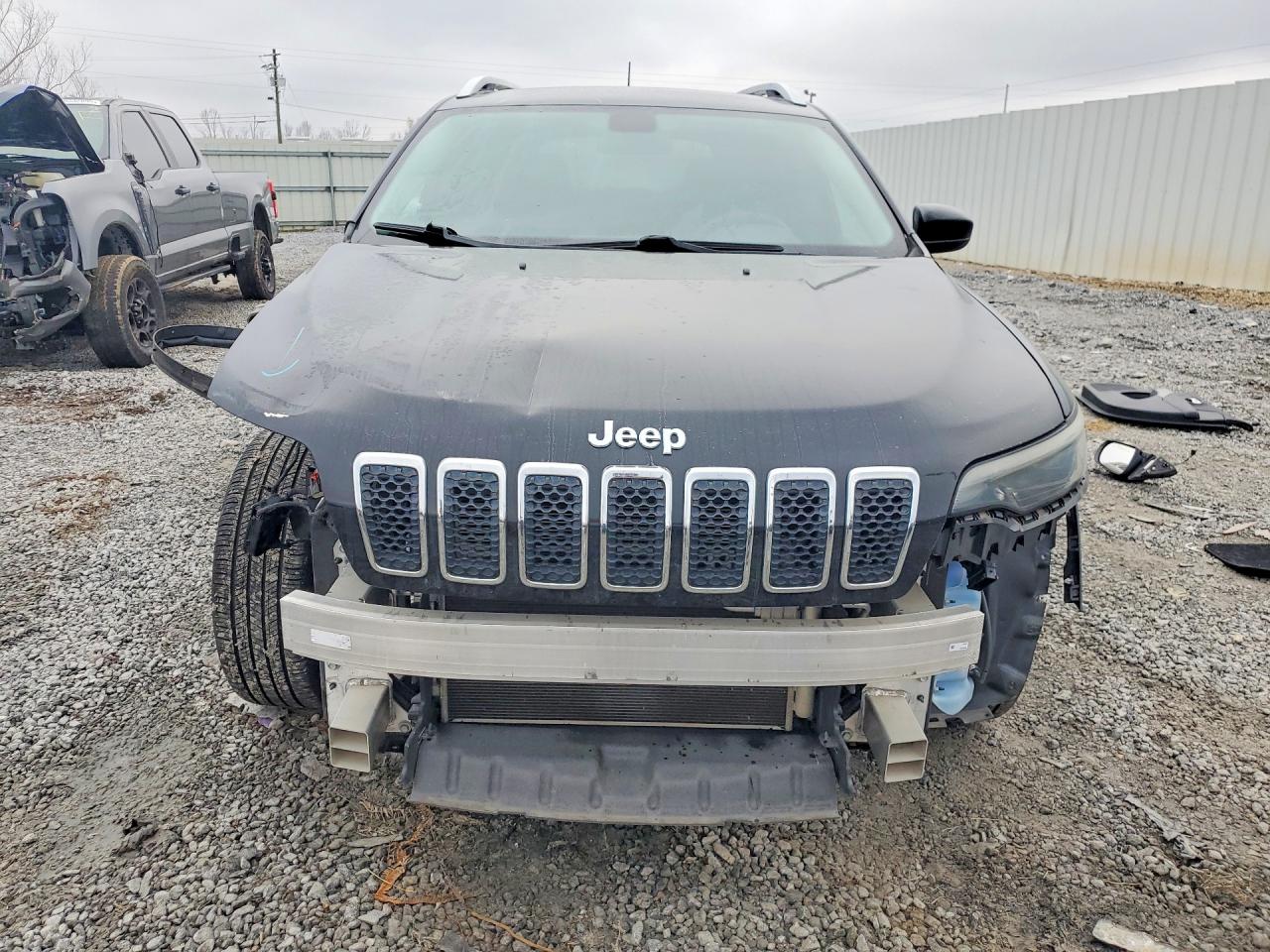 2019 JEEP CHEROKEE LATITUDE FWD
