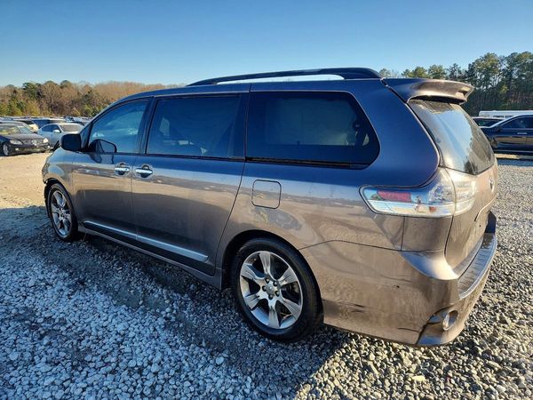 2013 TOYOTA SIENNA — DSRA