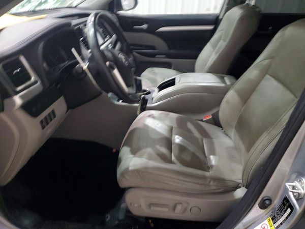 2019 TOYOTA HIGHLANDER