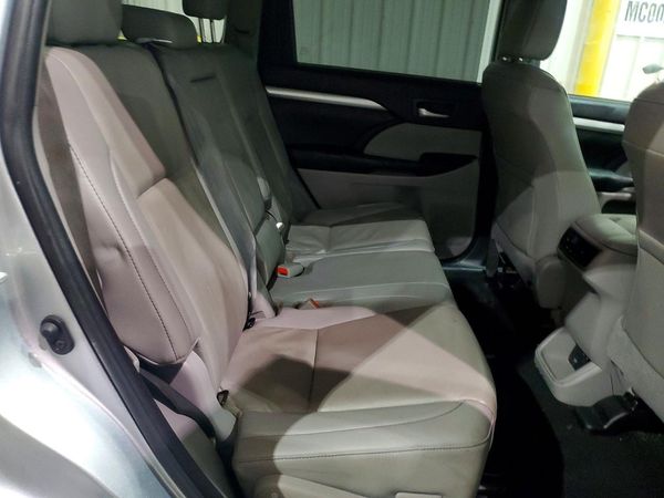 2019 TOYOTA HIGHLANDER