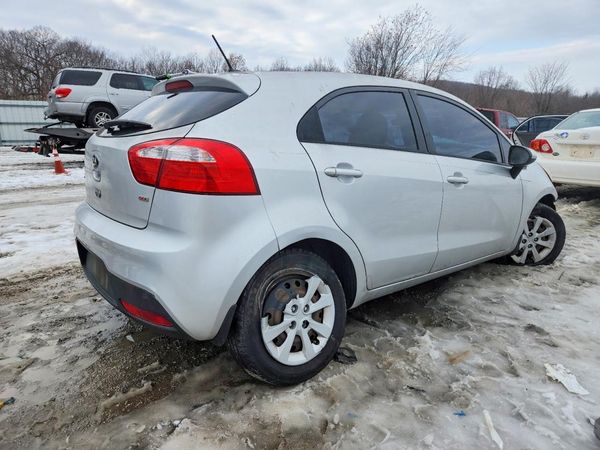 2015 KIA RIO GL - Middle-low