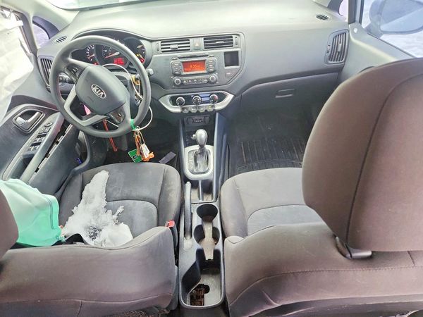 2015 KIA RIO GL - Middle-low