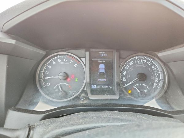 2017 TOYOTA TACOMA