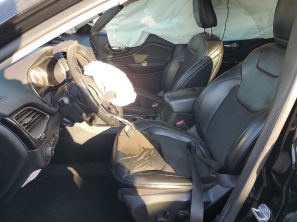 2019 JEEP CHEROKEE LATITUDE PLUS FWD