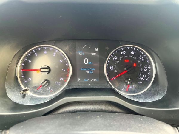 2019 TOYOTA RAV4 LE