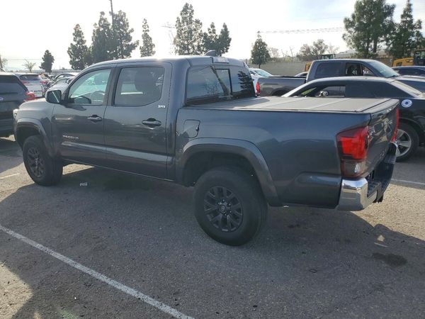 2022 TOYOTA TACOMA DOU SR5