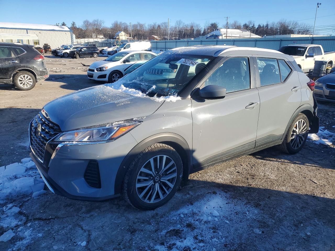 2021 NISSAN KICKS SV
