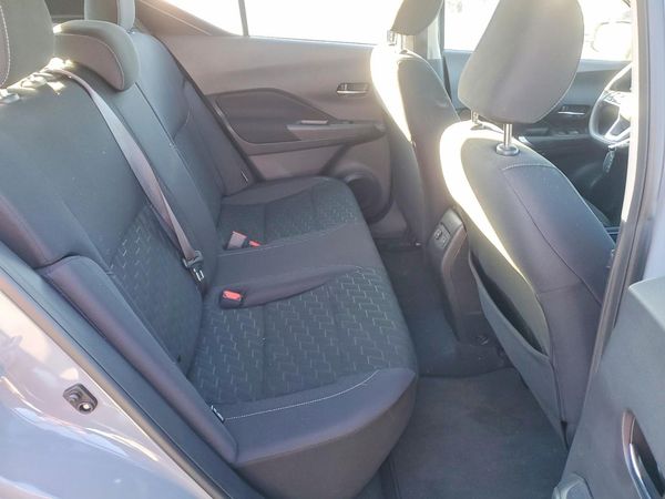 2021 NISSAN KICKS SV