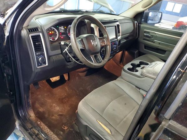 2014 RAM 1500 SLT