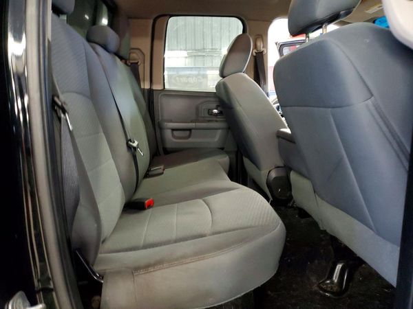 2014 RAM 1500 SLT