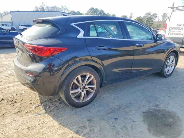 2018 INFINITI QX30