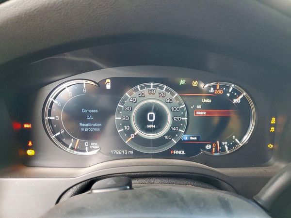 2017 CADILLAC ESCALADE ESV Luxury