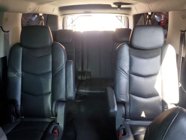 2017 CADILLAC ESCALADE ESV Luxury