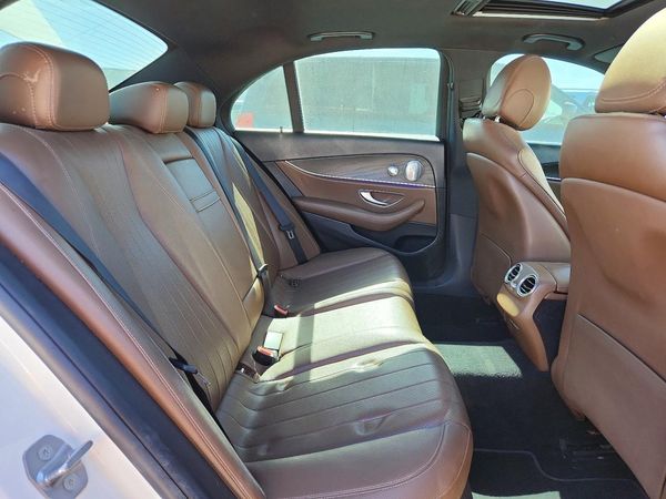 2017 MERCEDES-BENZ E E300