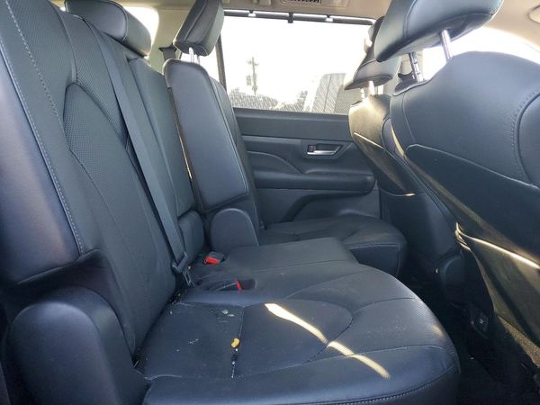 2024 TOYOTA GRAND HIGHLANDER